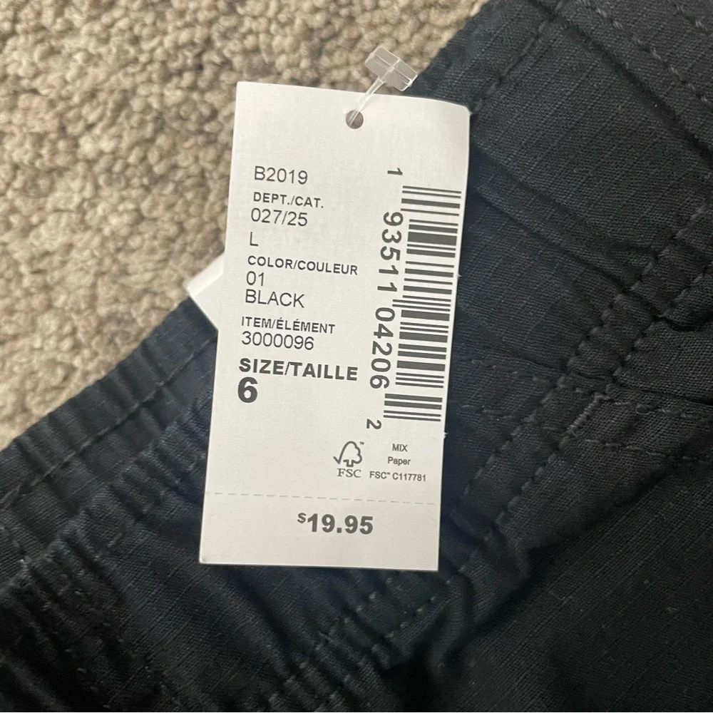 NWT The Children’s Place Elastic Waistband Cargo Shorts | Size: 6
